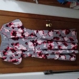 Eva Mendes New York & Company Modest Gray Dress Full Skirt Size 6

*6413